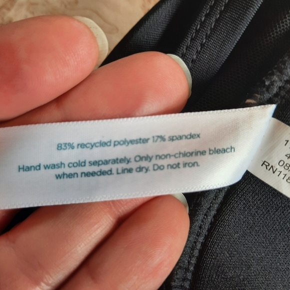 NWOT Cacique Swim Lightly Lined No-wire black halter bikini top size 24 - Picture 10 of 11